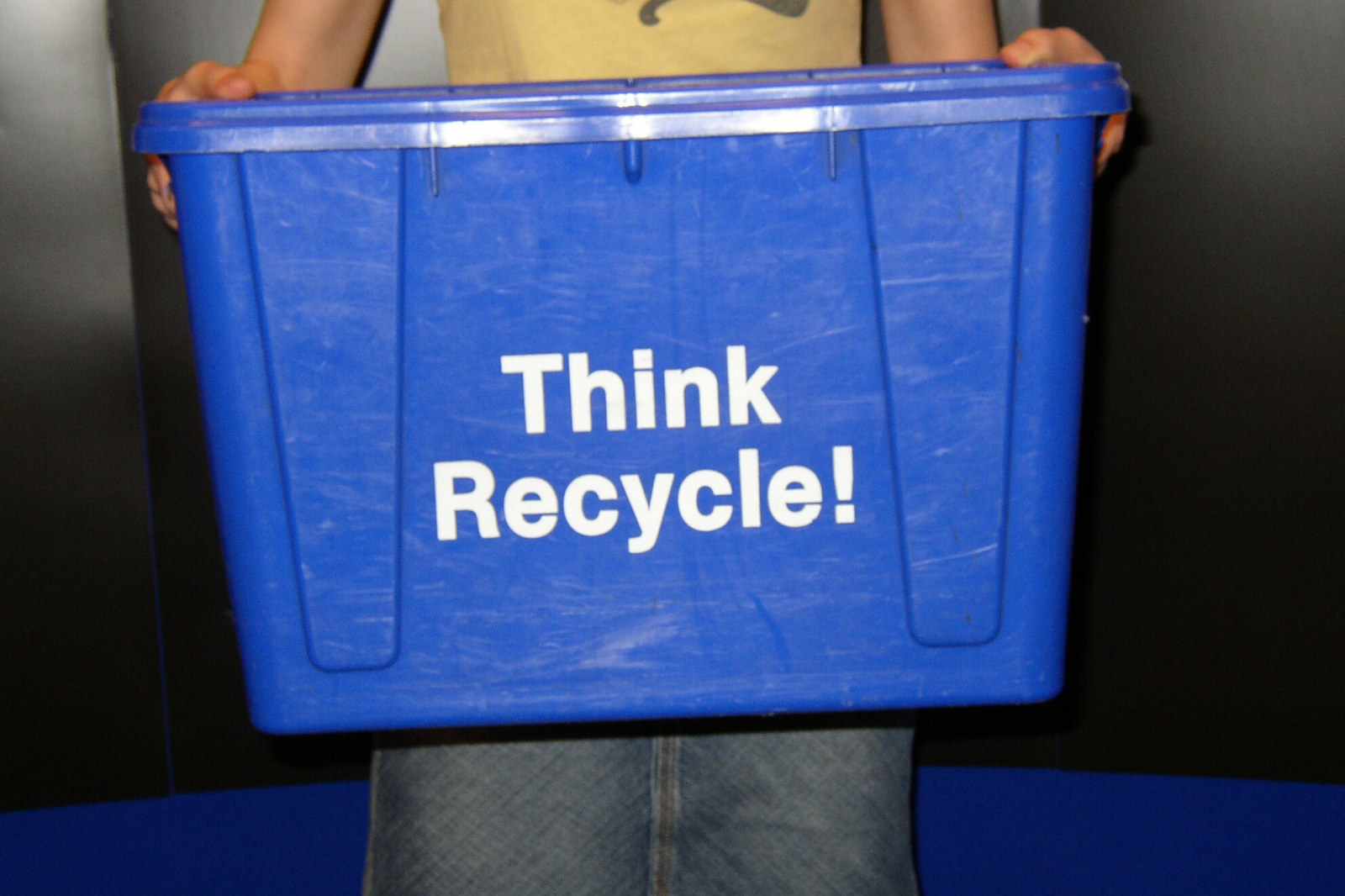 How to Get a Free Recycling Bin